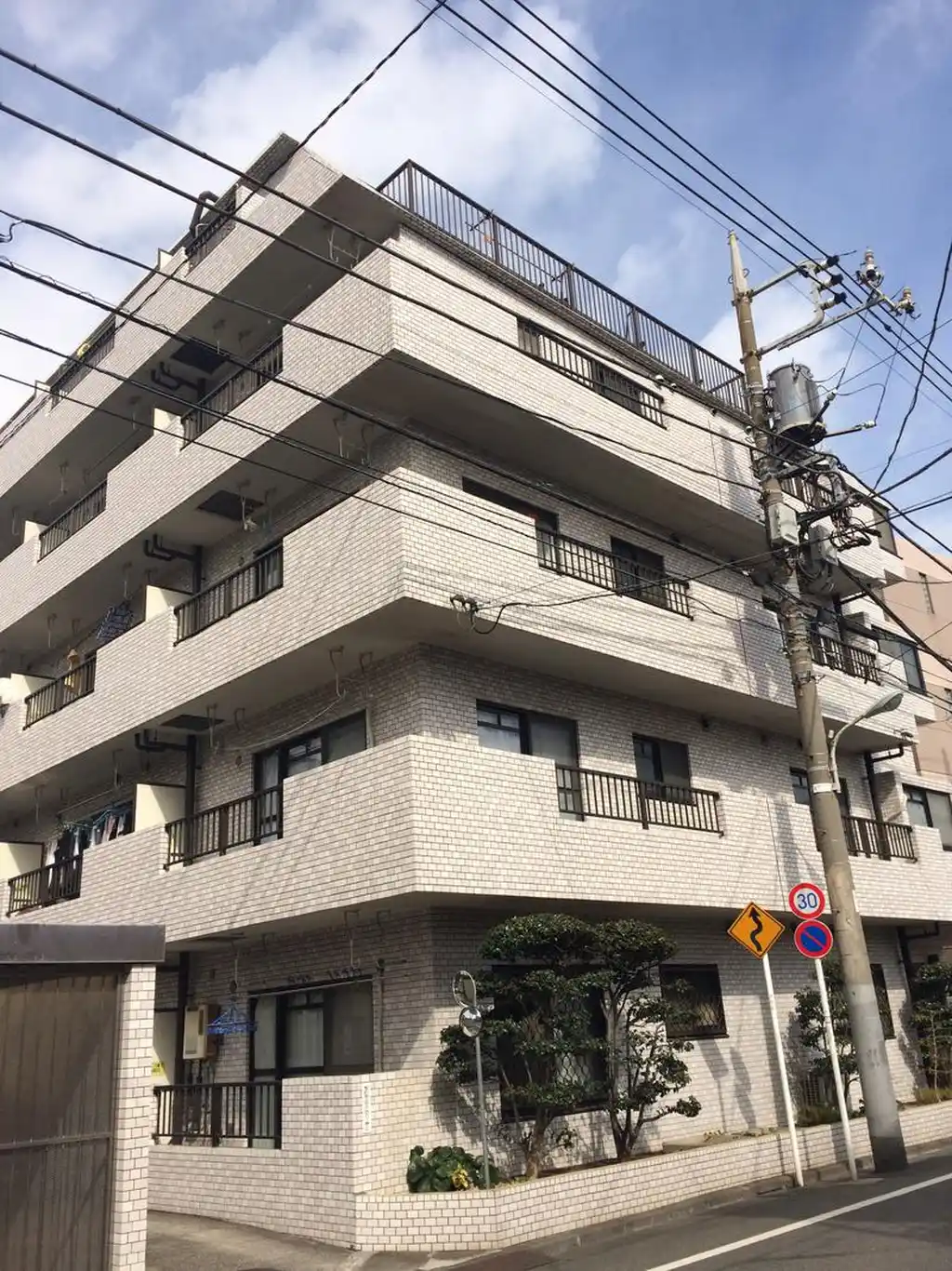 メゾンシャルム 外観