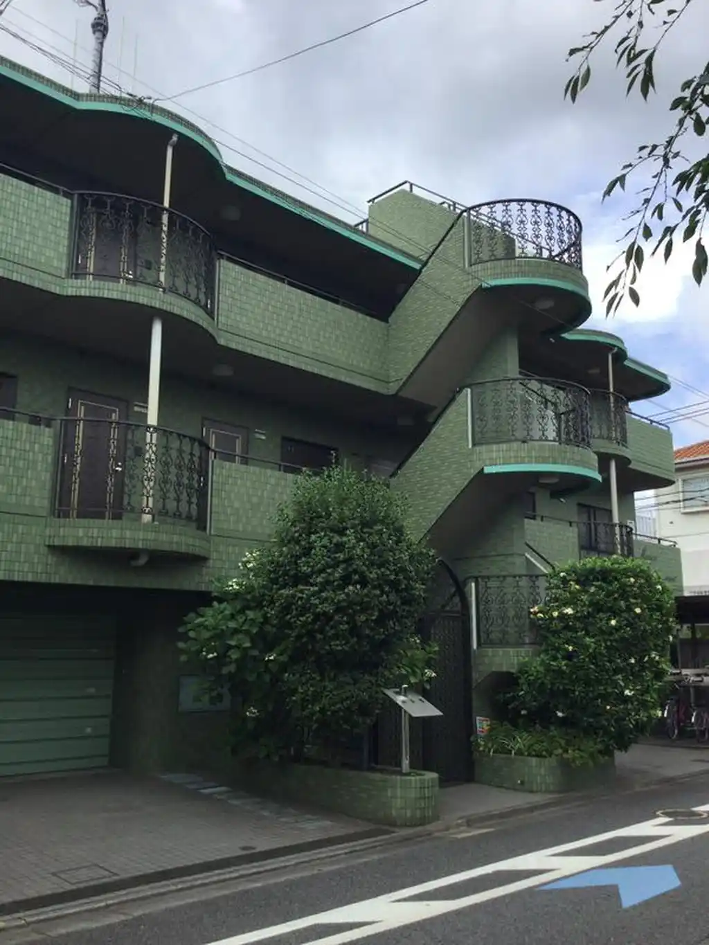 マンションアミューズメントヤード 外観