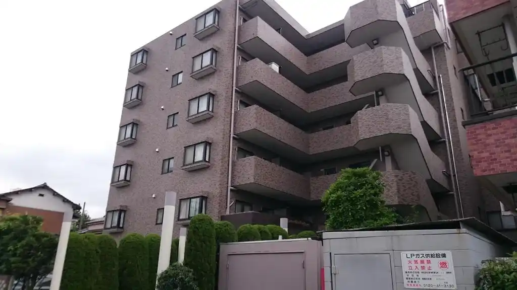 ライオンズガーデン蕨 外観