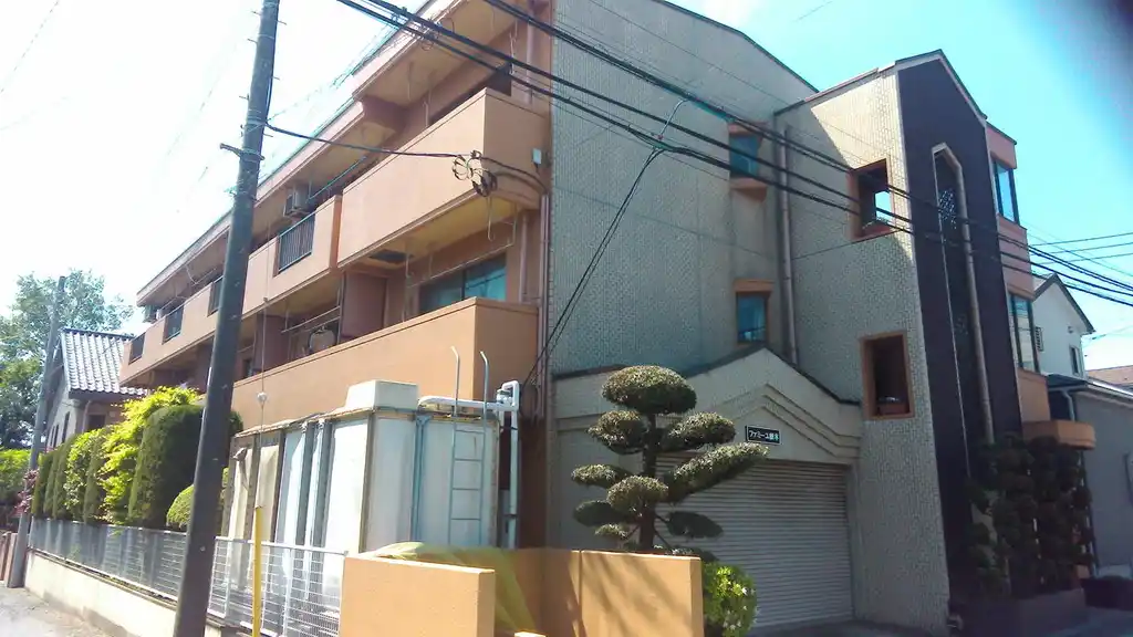 ファミーユ植木 外観