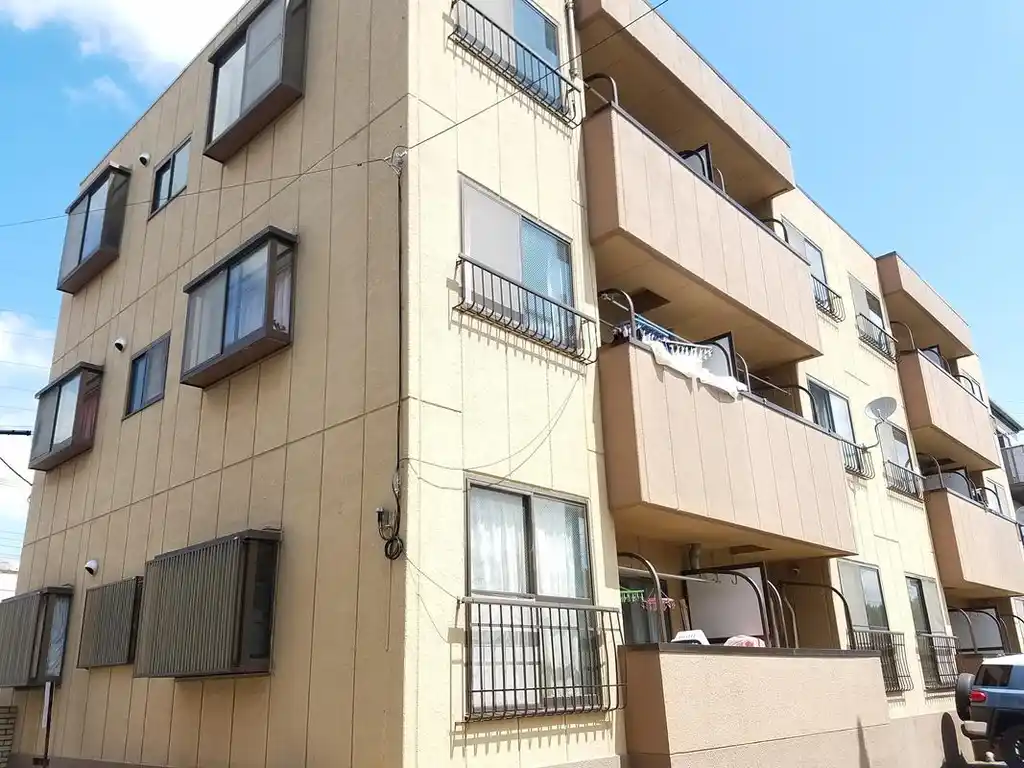 フラワーパーク塩焼 外観