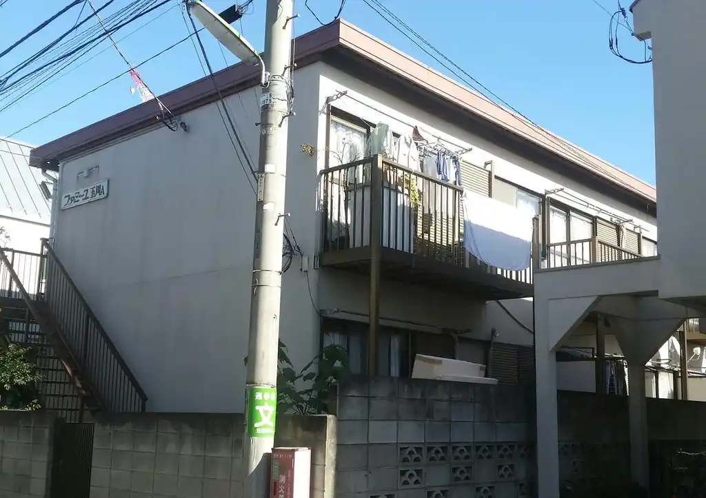 ファミーユ玉川A 外観