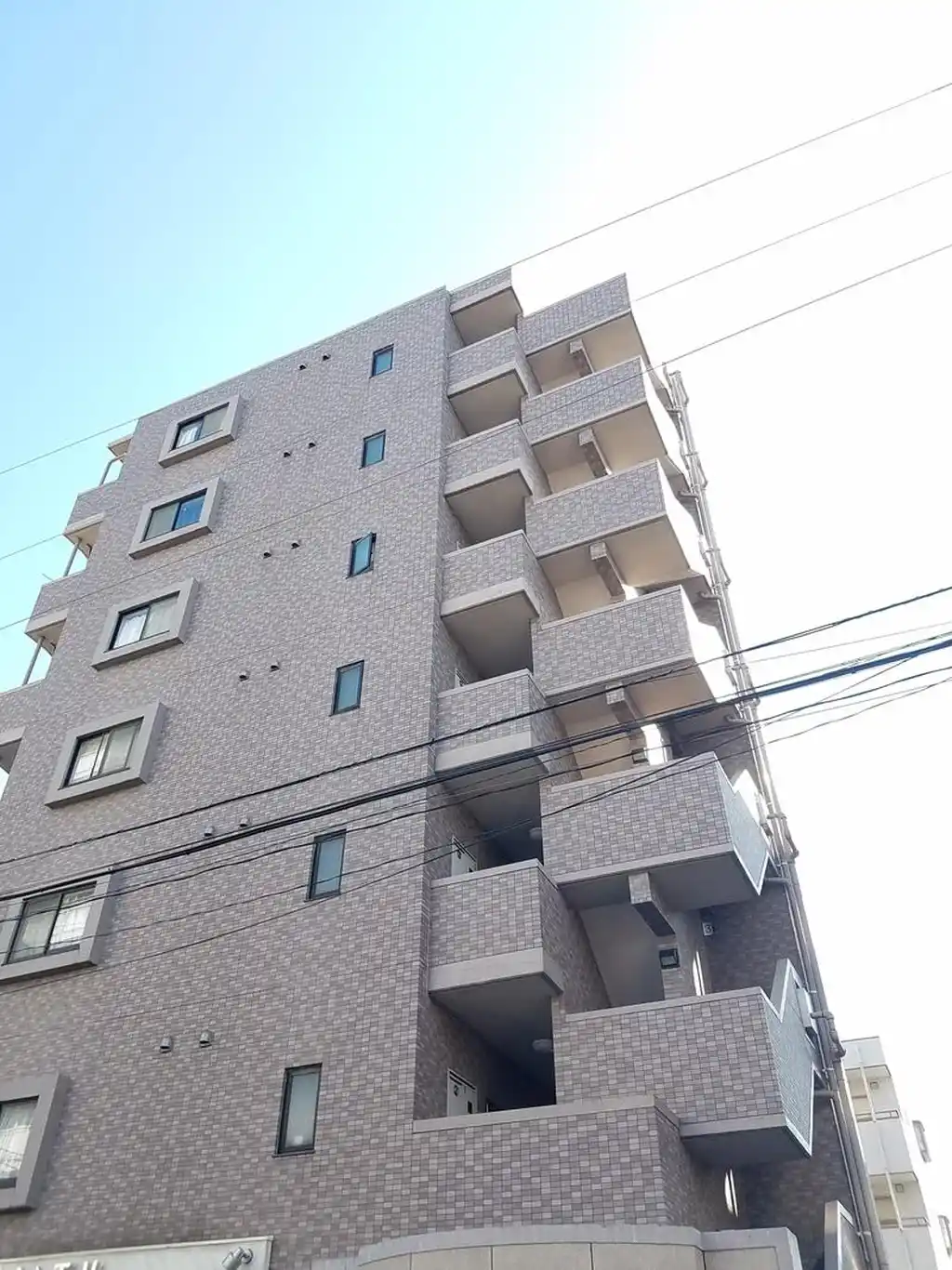 リリーパレスナルシマIII 外観