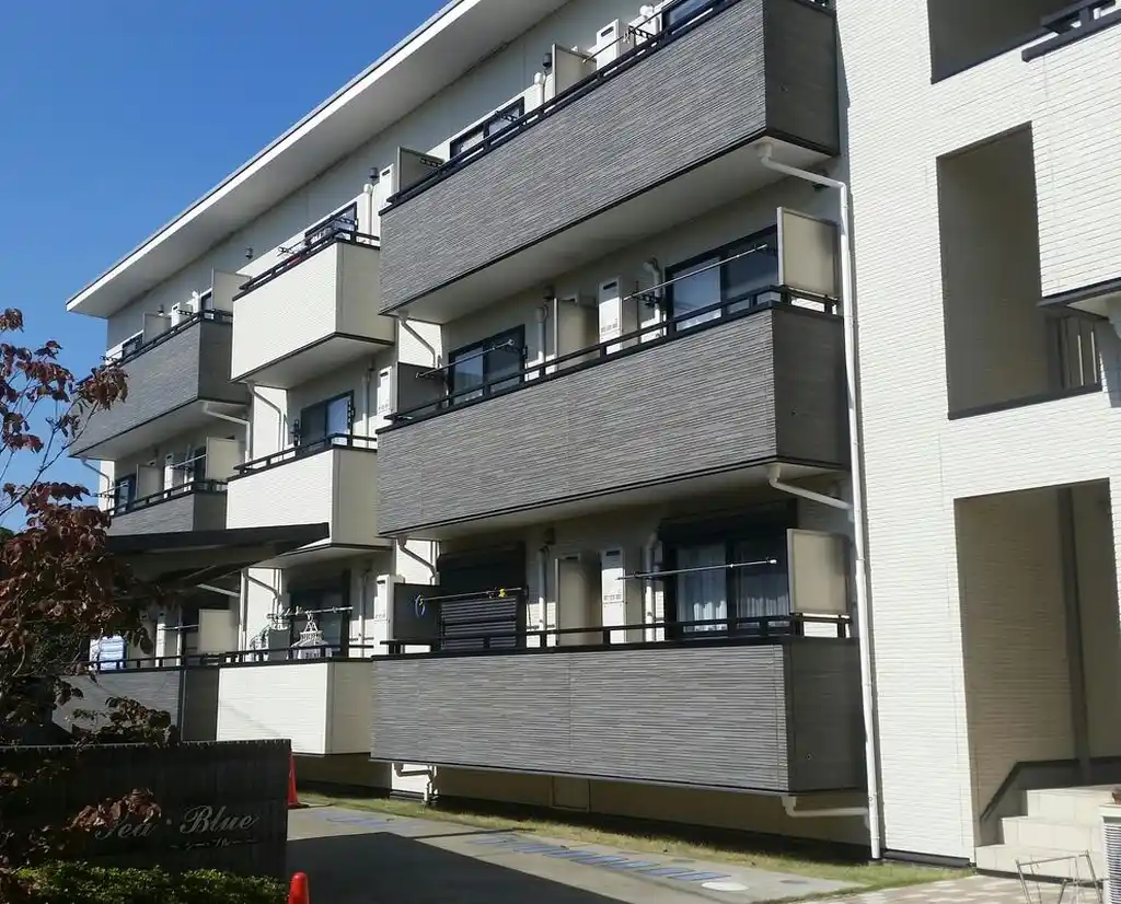 シー・ブルー 外観