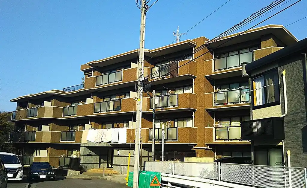 サングレイス鴨居の森 外観