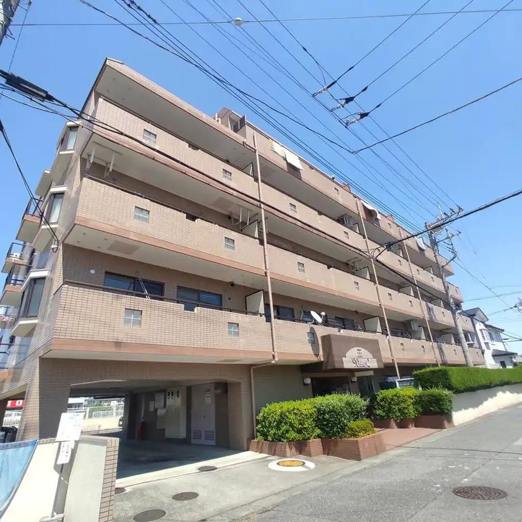 ナインティ2 外観