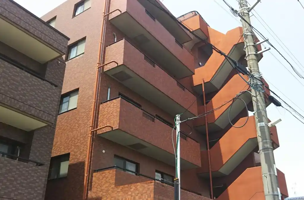ハーモニウス 外観