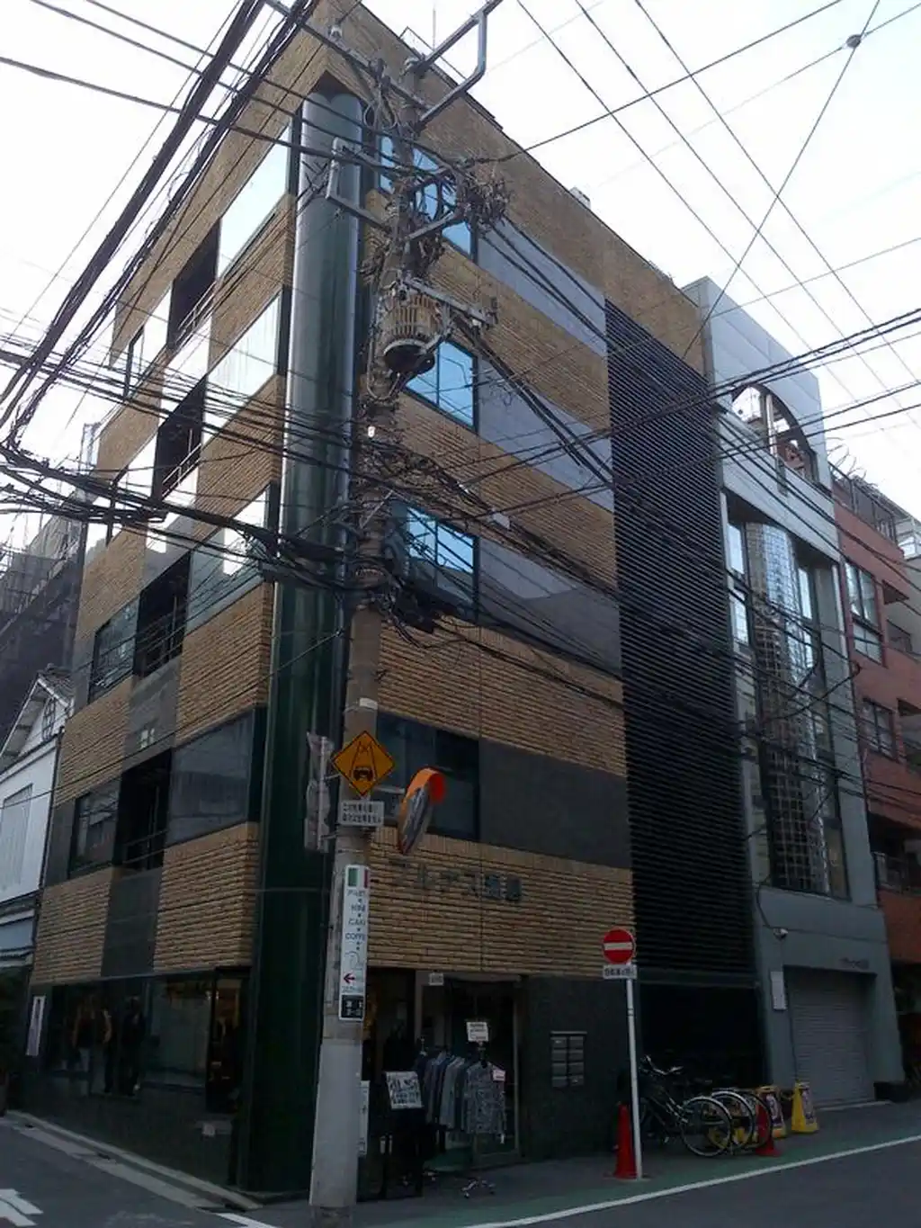 プルナス湯島 外観