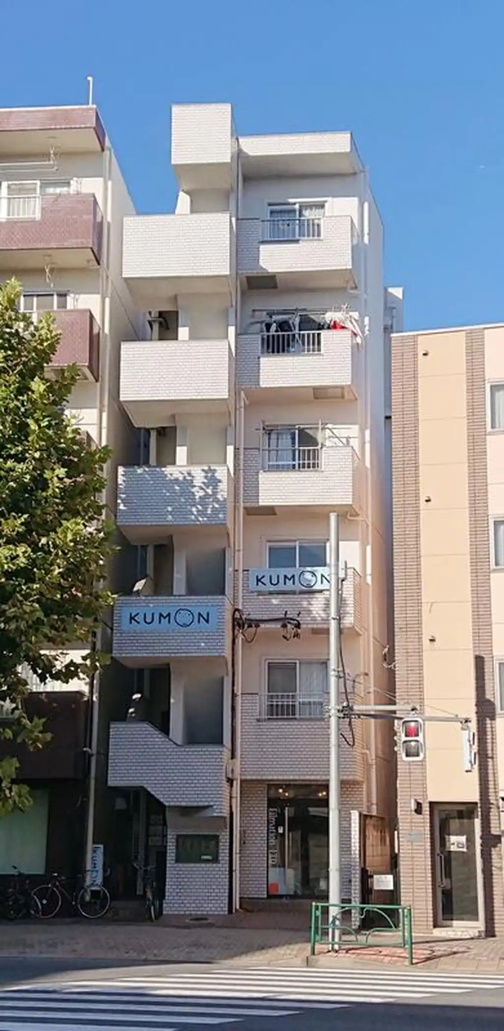 RECビル 外観
