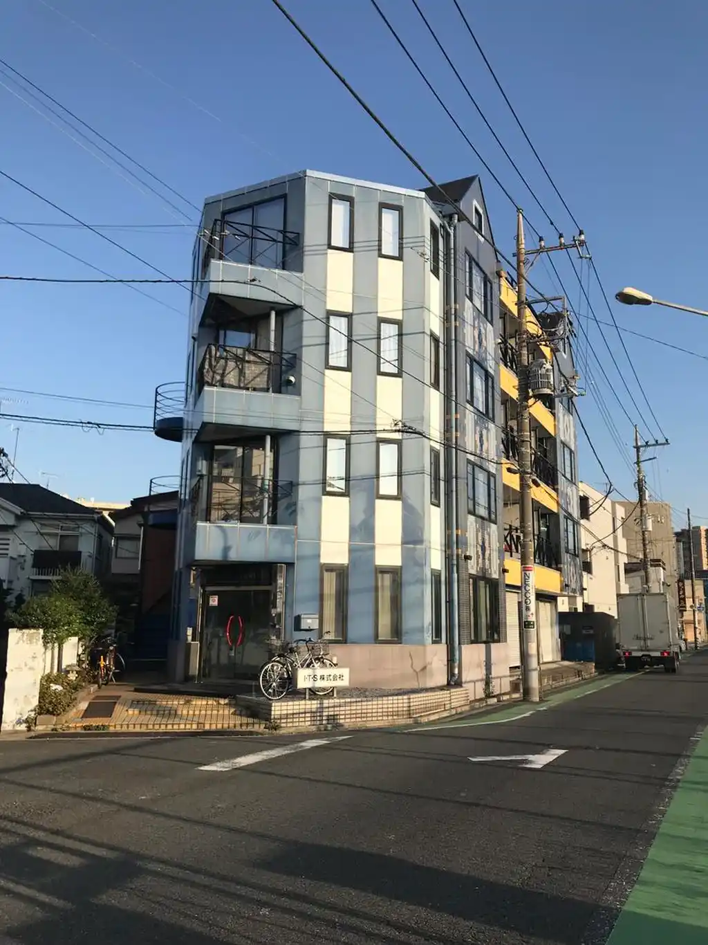 オンワード西川口 外観