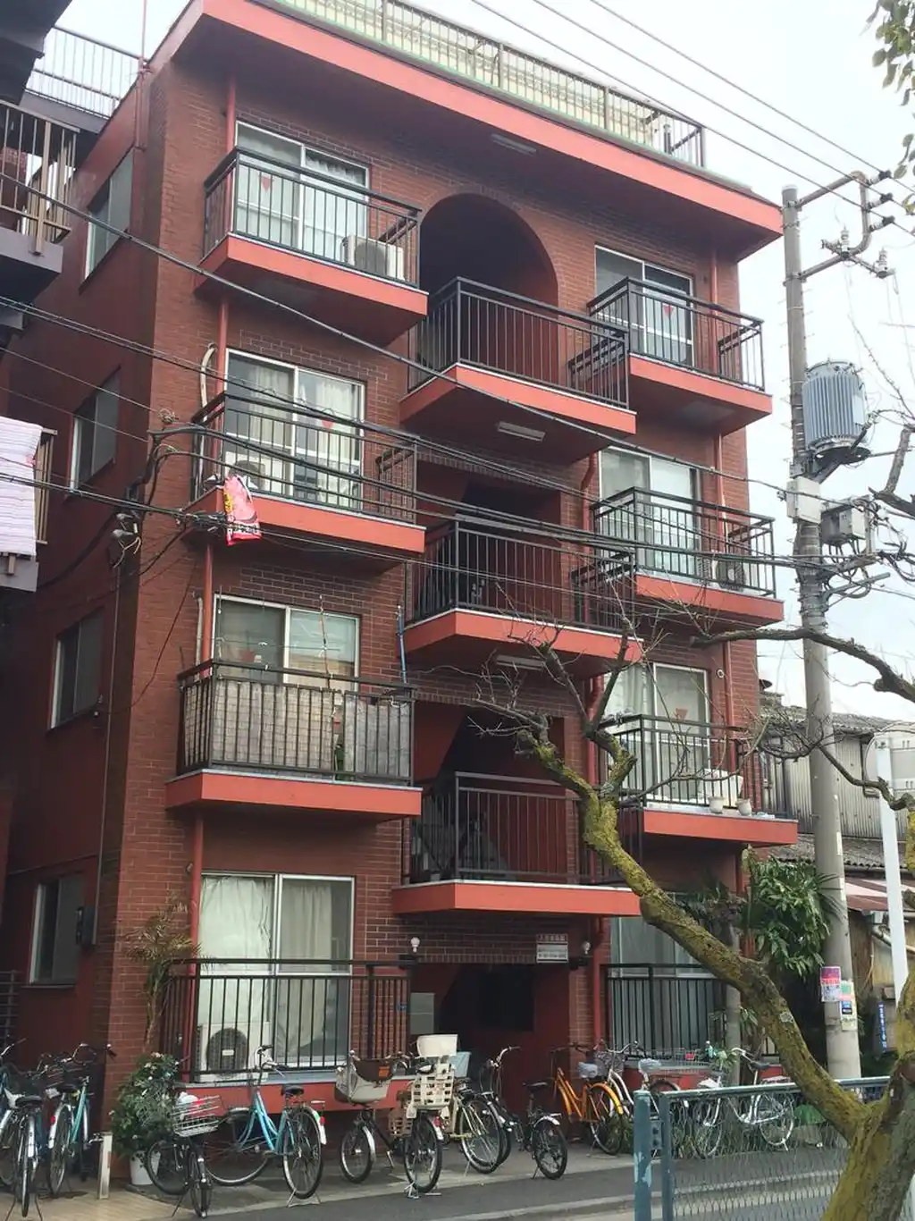 ハイパリス 外観