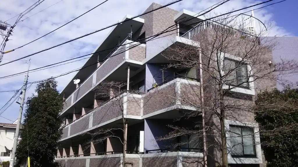 ペニエル 外観