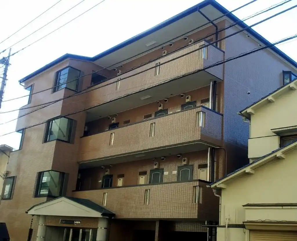 UNIV.ナガサワ 外観