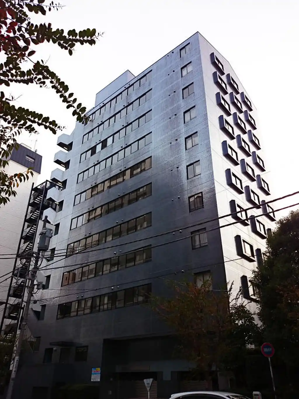 メゾンニューリバー 外観