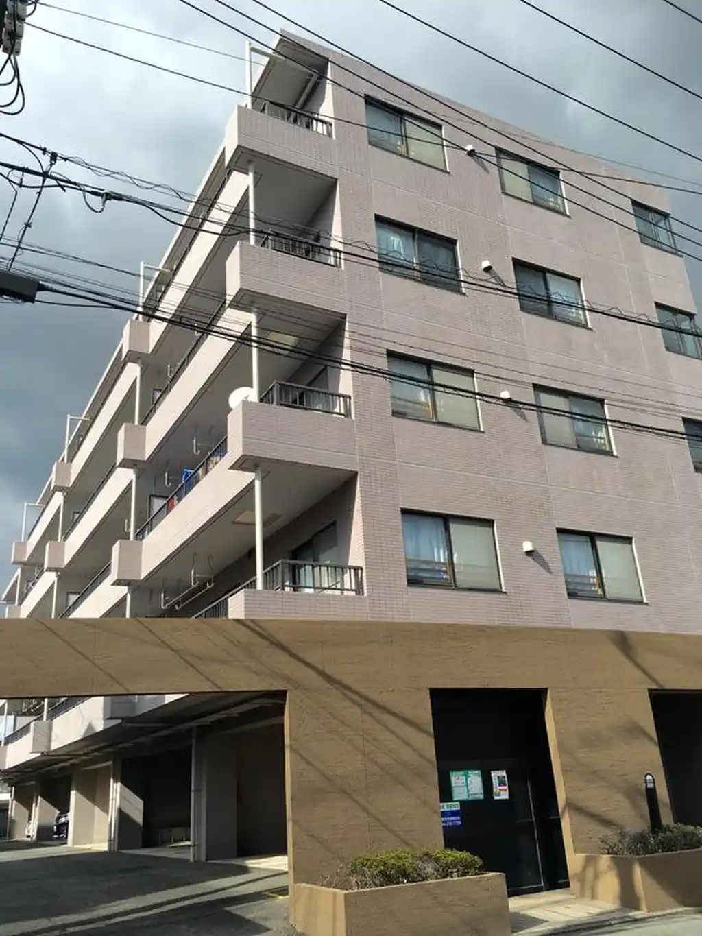 メゾン・コーワ 外観