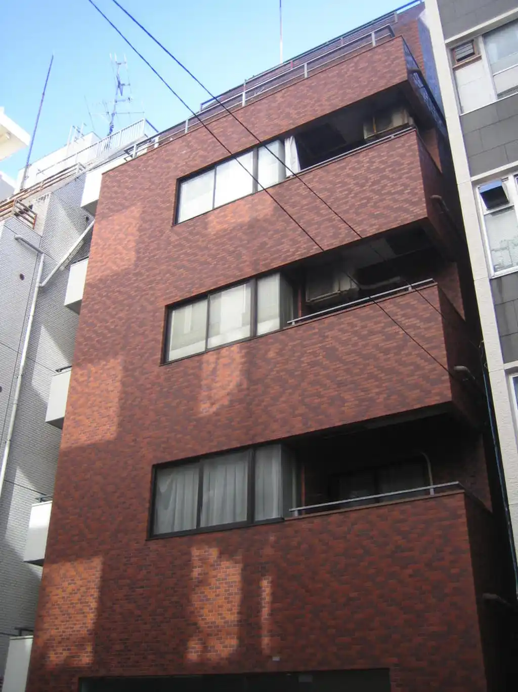 ハイツ新富町 外観