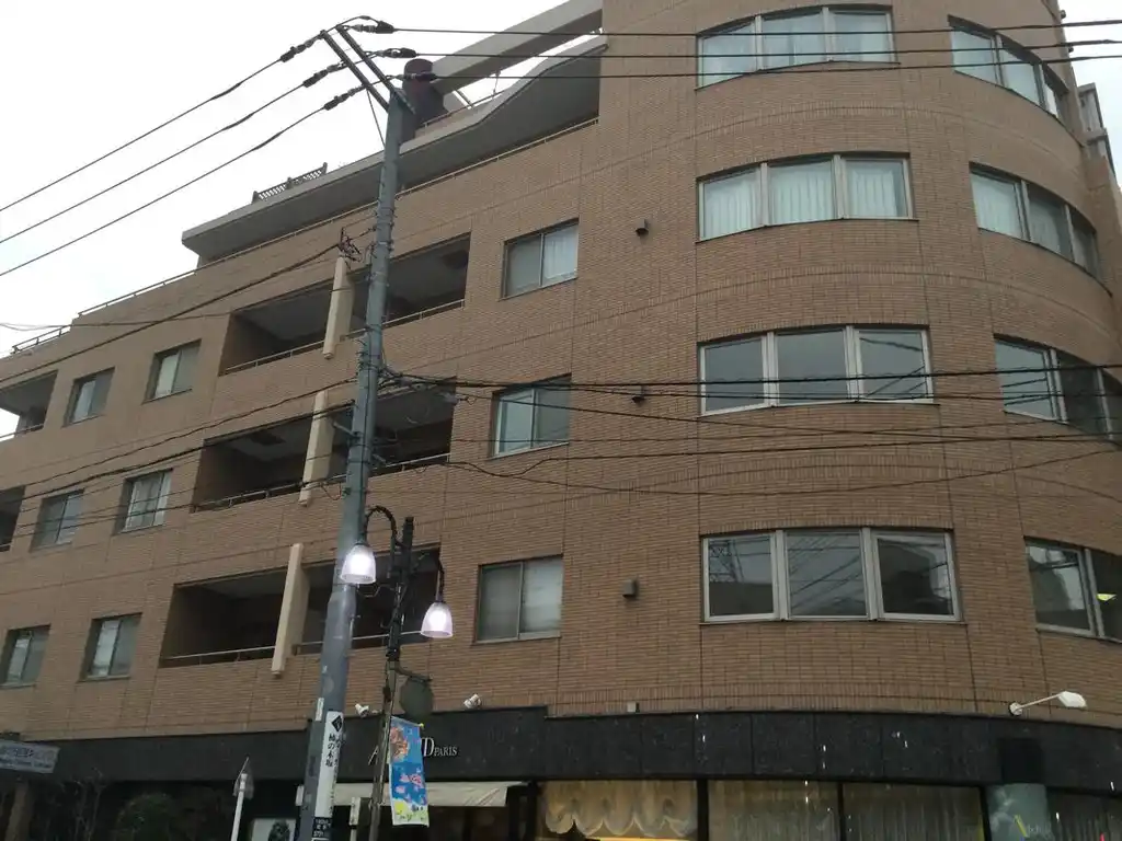 パーシモンヒルズ 外観