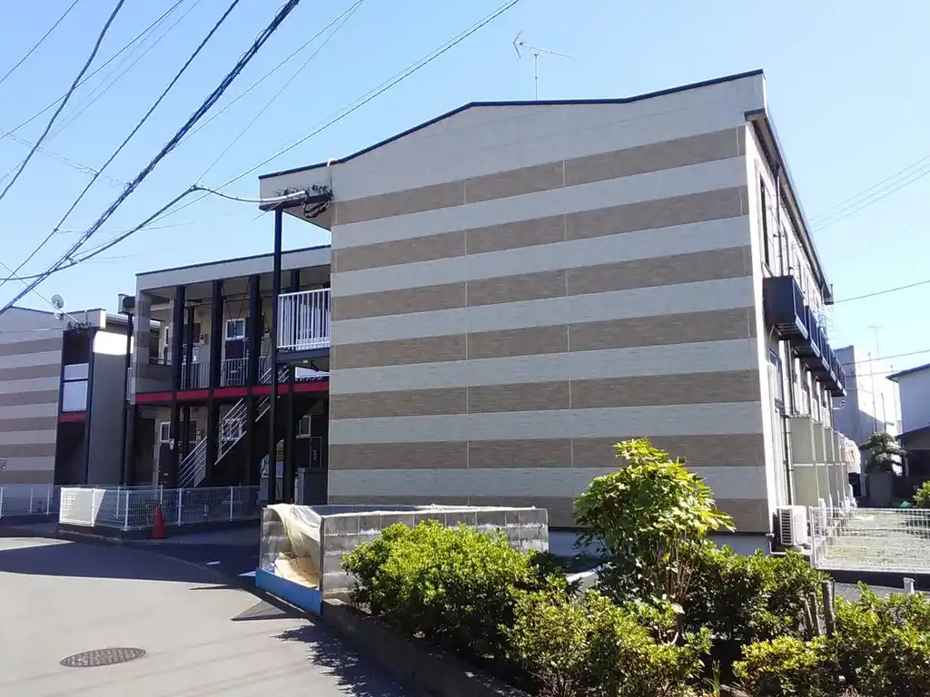 レオパレスIZUMII 外観