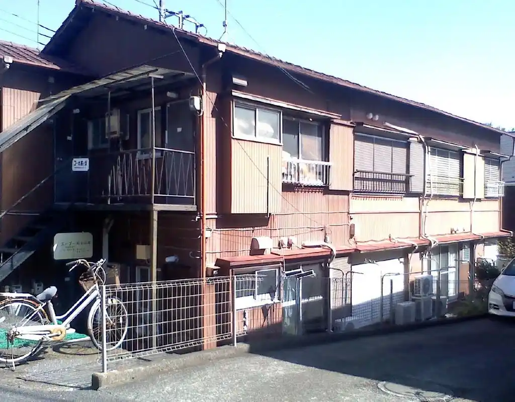 コーポ高ケ坂 外観