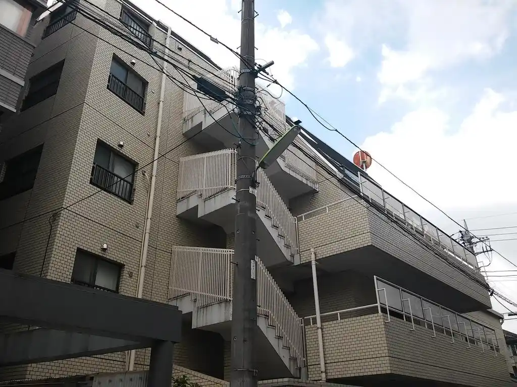 ルミネ明大前 外観