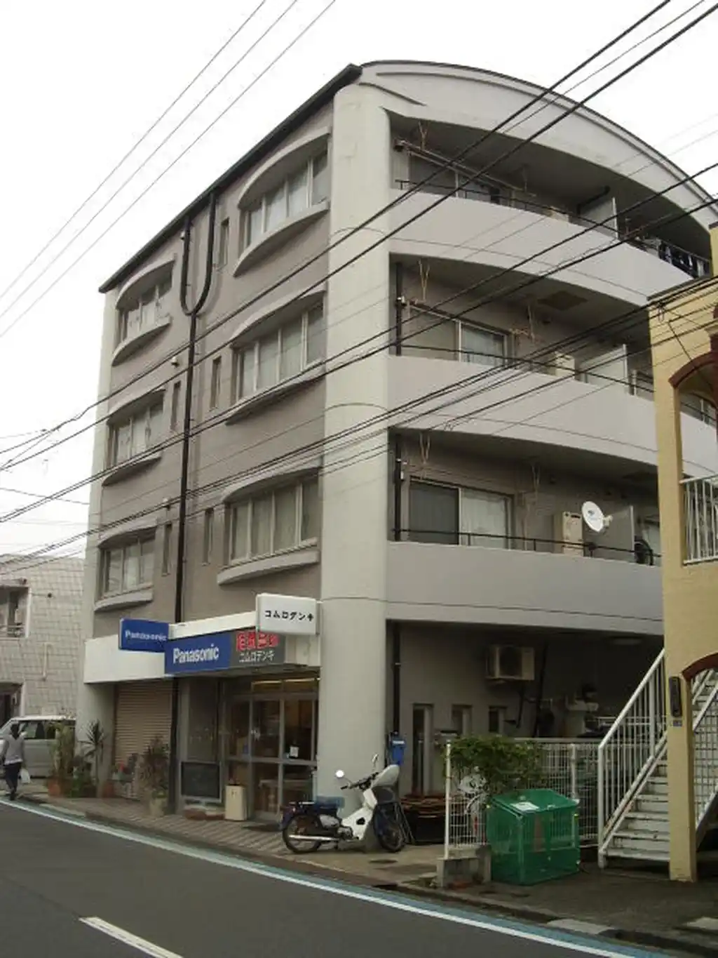 ア・ルーフ湘南 外観