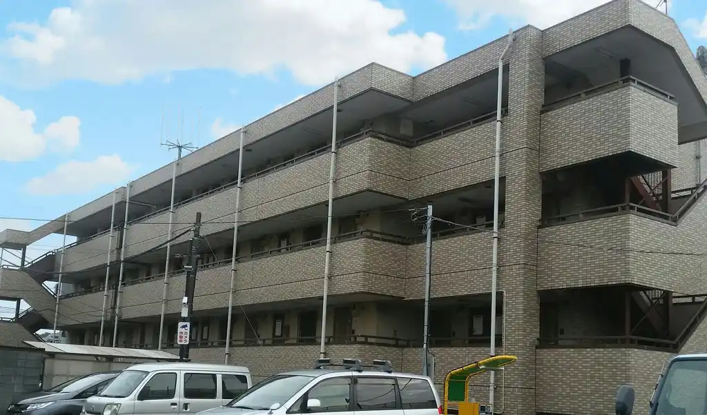 グローリーパレスA棟 外観