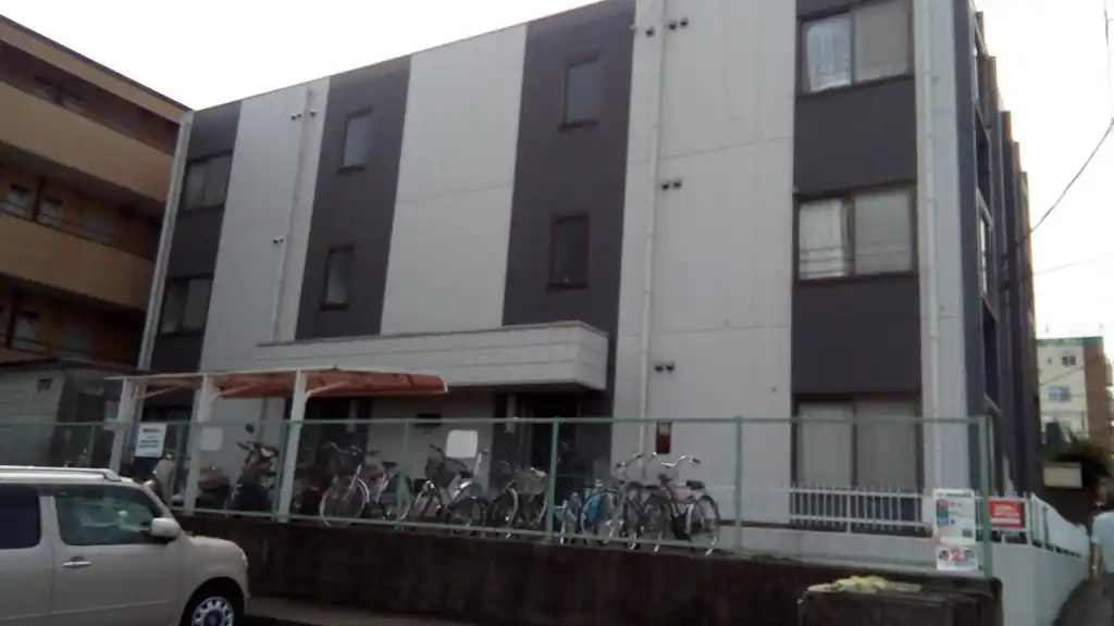 プレジオ小山 外観