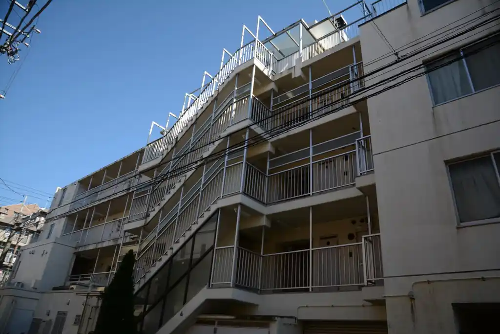 メゾンサカエ 外観