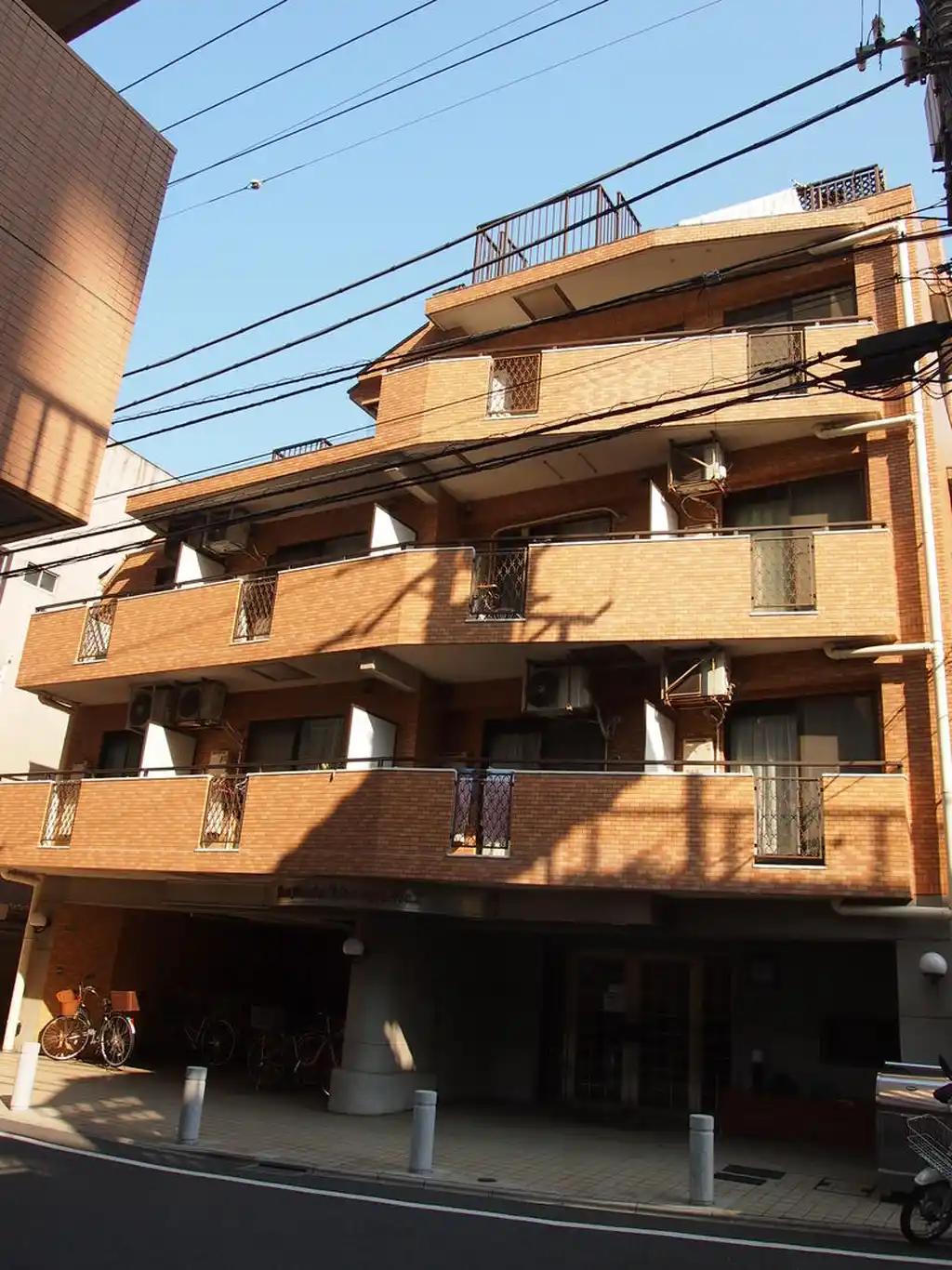 ライオンズマンション北千住第2 外観