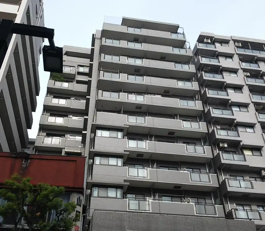 アールヴェール三鷹中央通り 外観