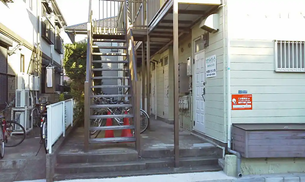 ホワイトヴィラ 外観