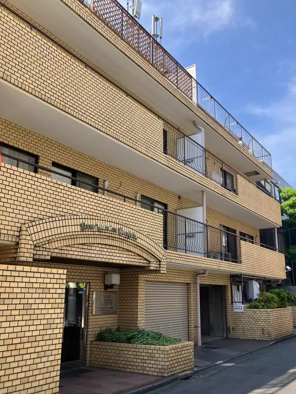 ライオンズマンション原宿 外観