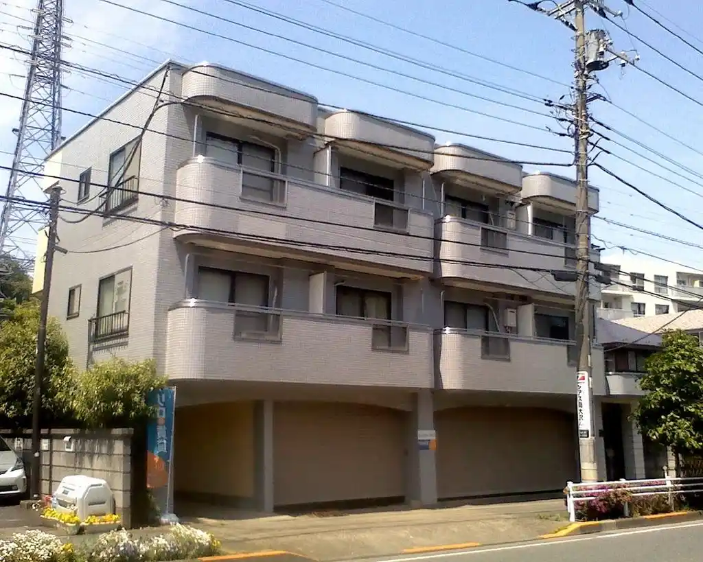 メゾングリーライフ 外観