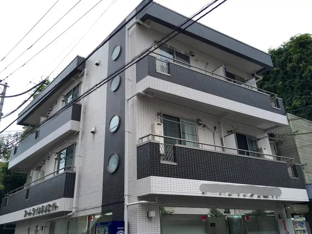 アートヒルズ 外観