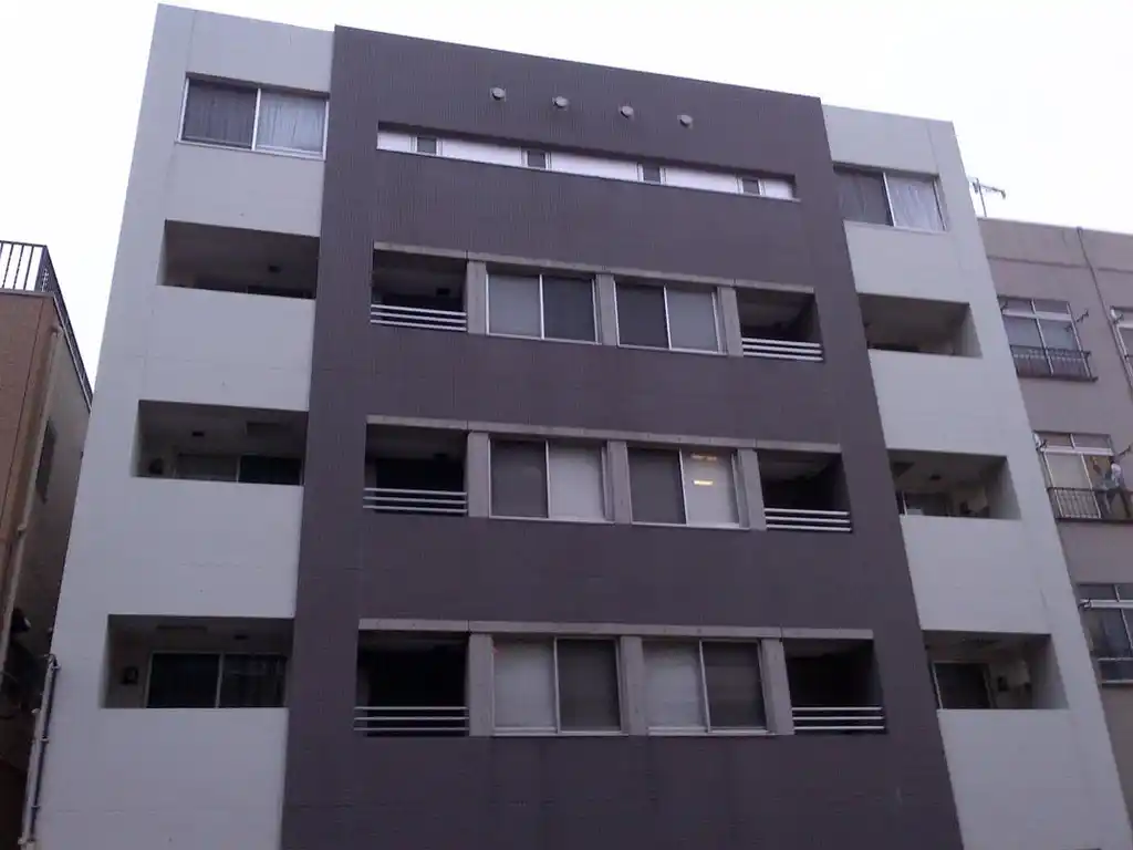 P.C.M 外観