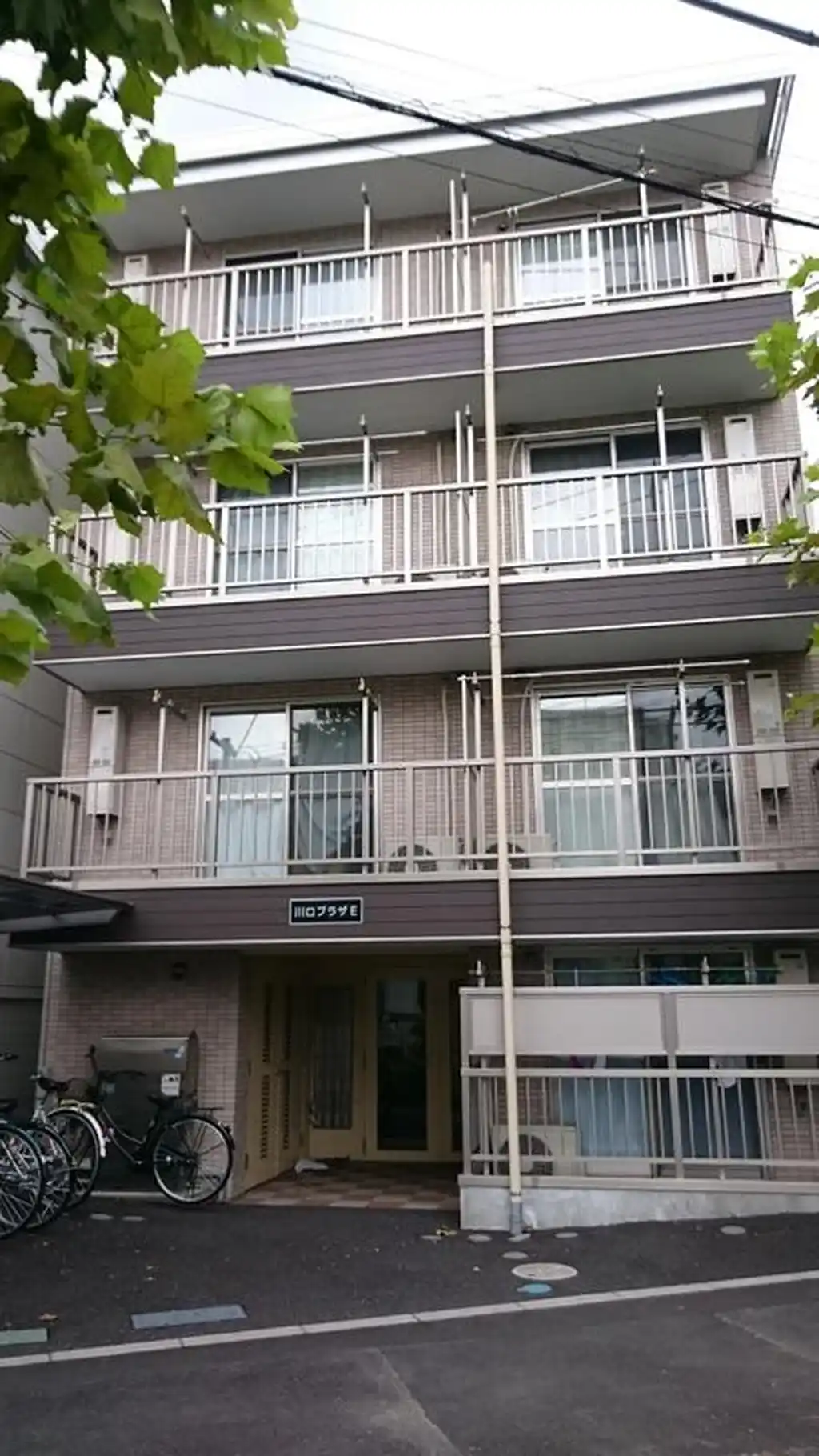川口プラザE 外観