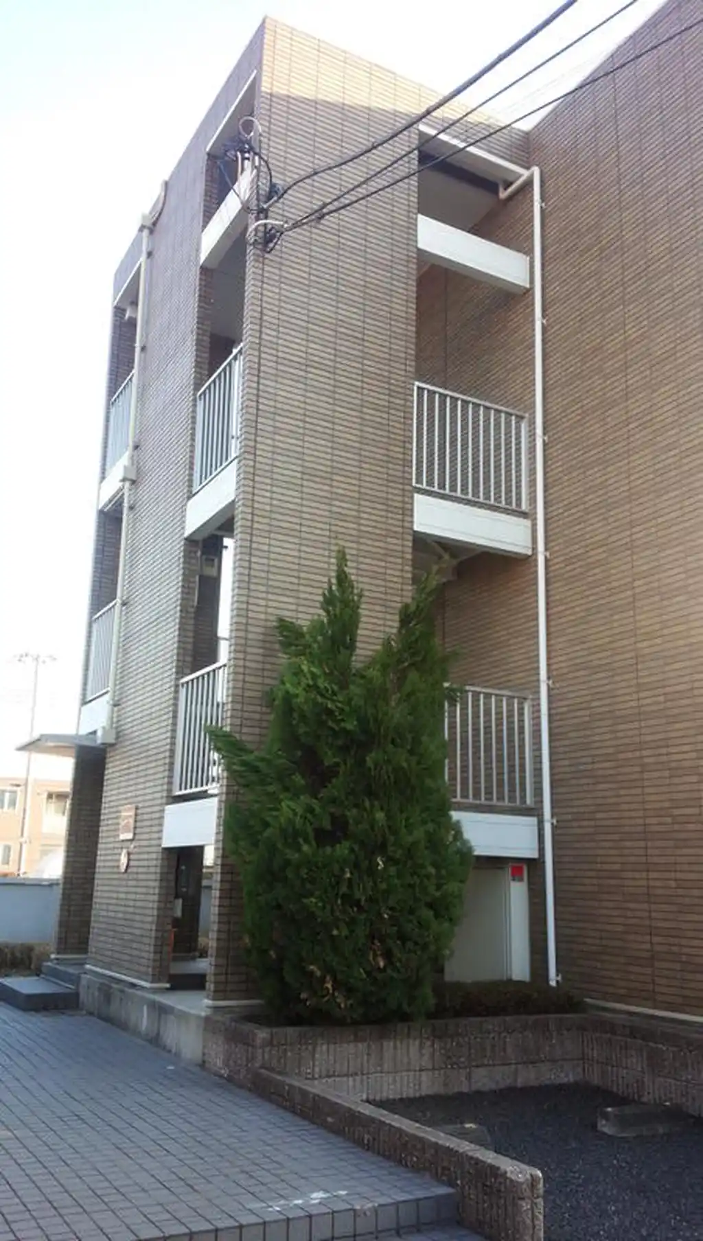 レオパレスクレスト 外観