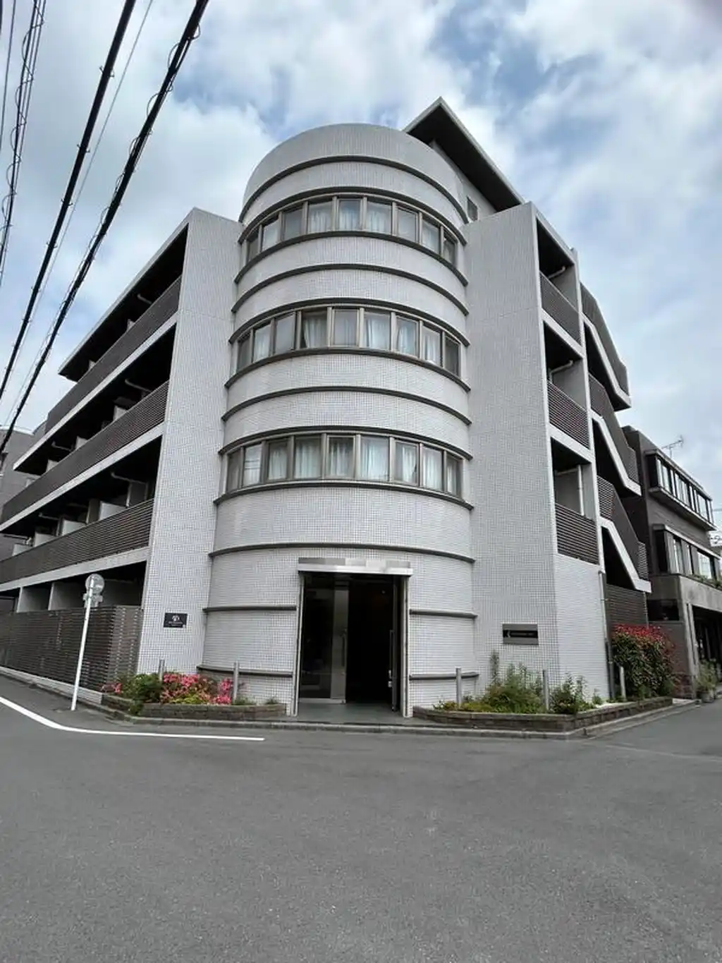 COMFORIA用賀 外観