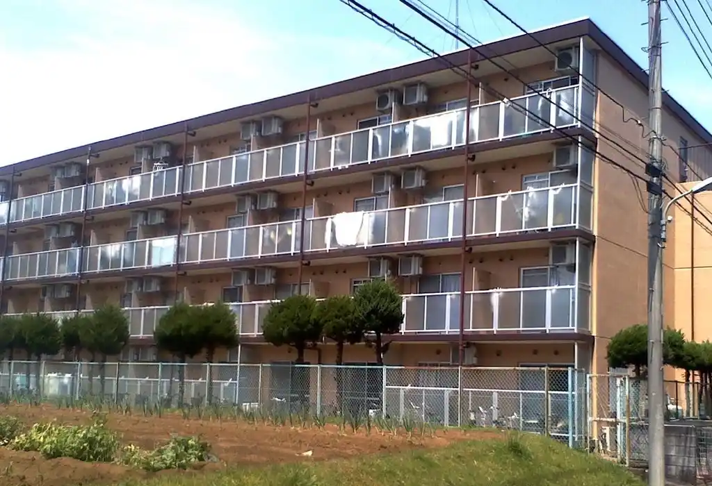 ラフィーネ学生マンション 外観