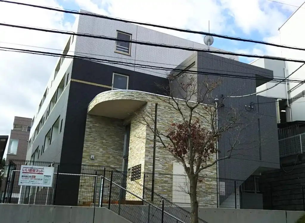 サクセス あざみ野南 外観