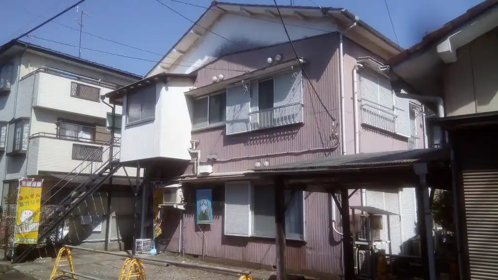 塩入荘 外観