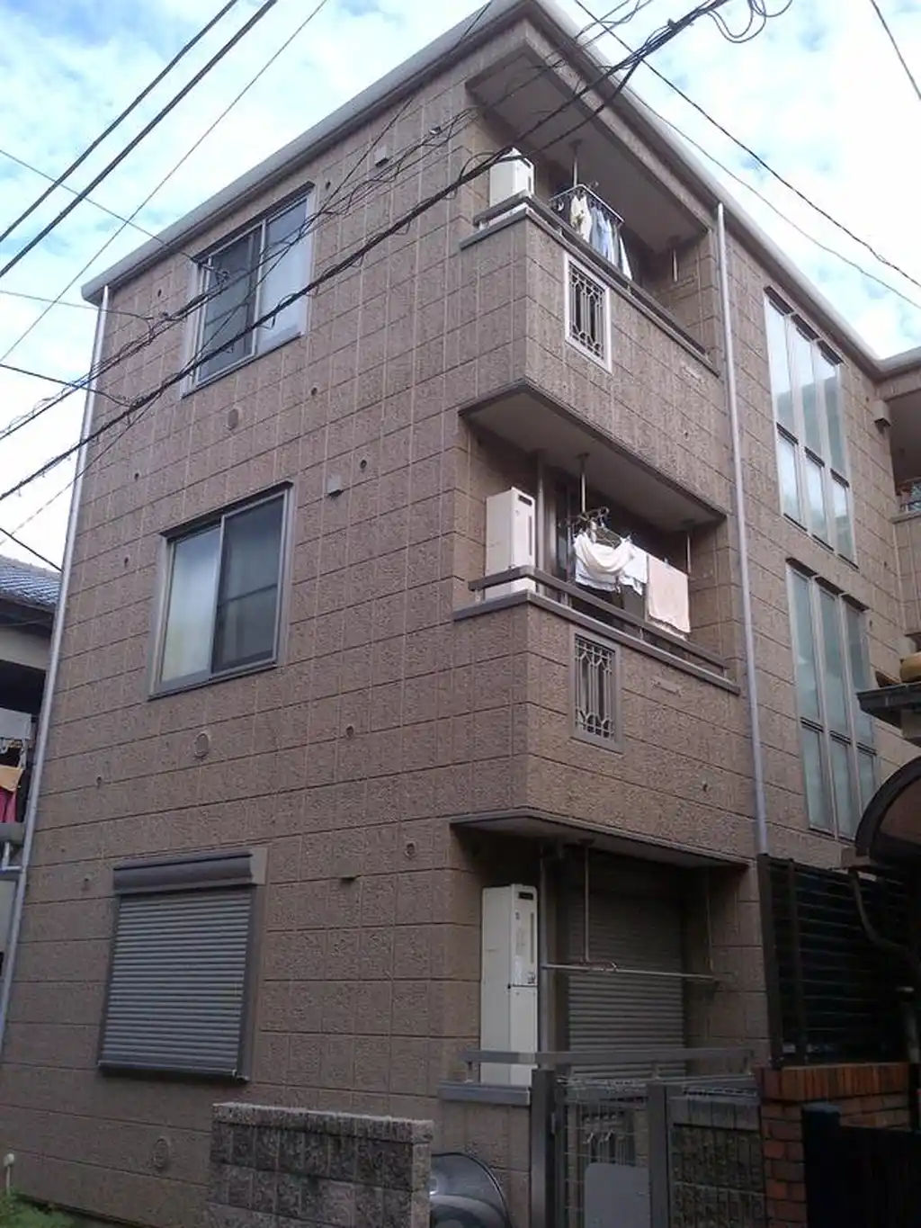 ツインリーフ本郷弥生 外観