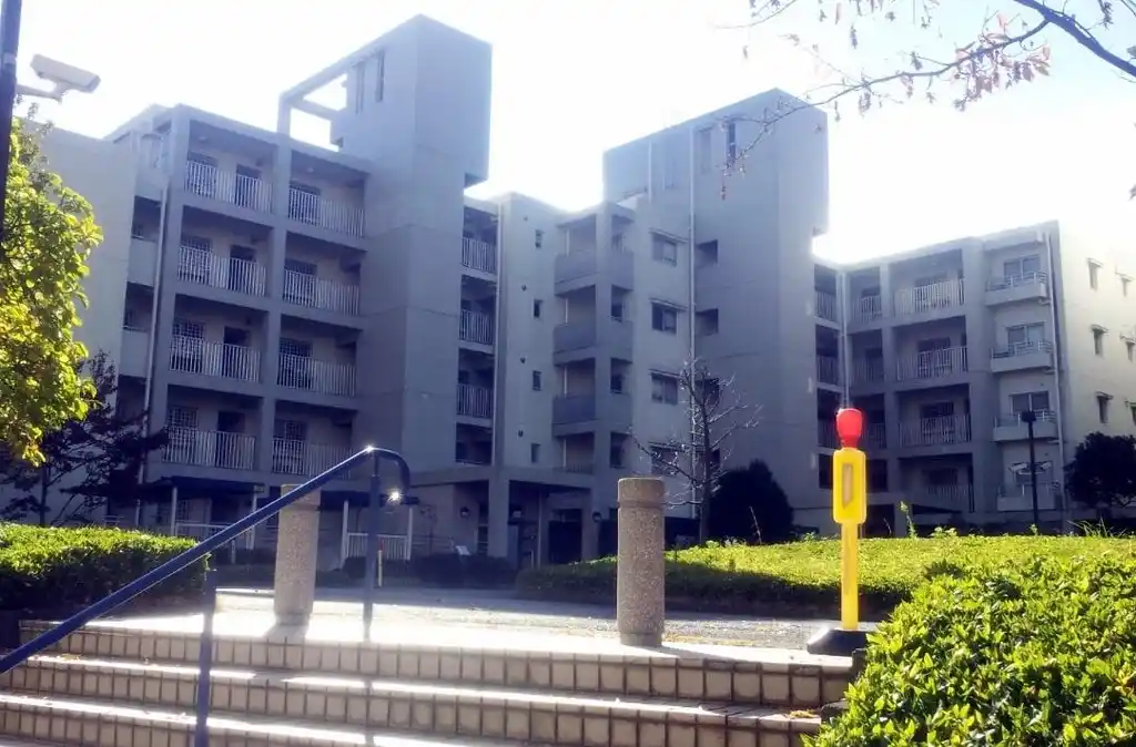 南大沢学園萌樹の丘3-2-2号棟 外観