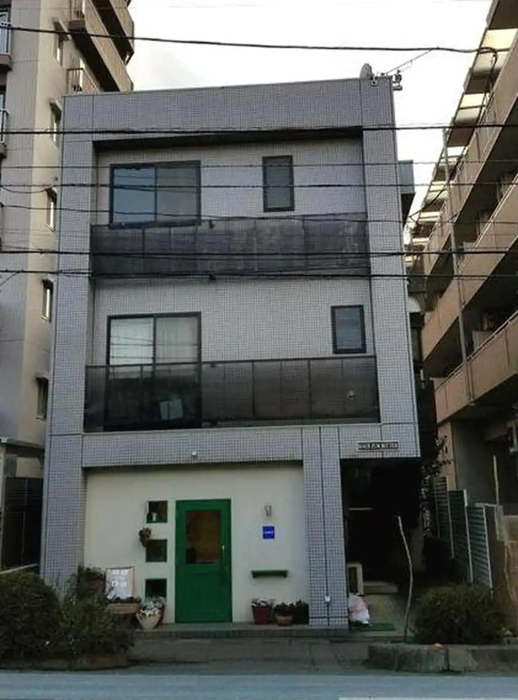 ハウスリッター 外観
