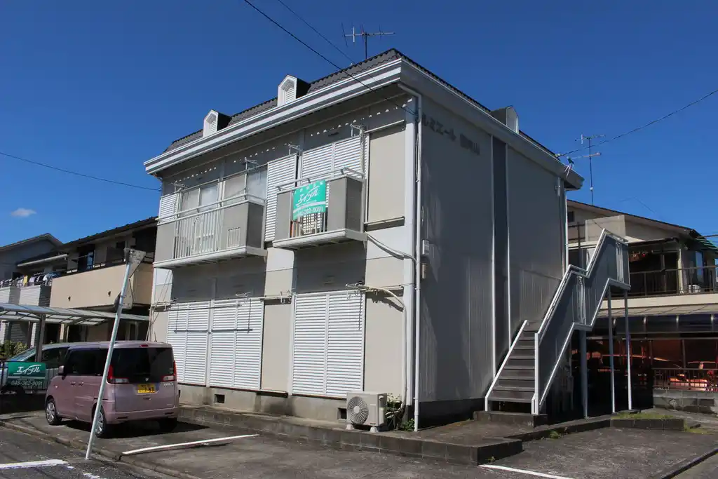 ルミエール日向山 外観