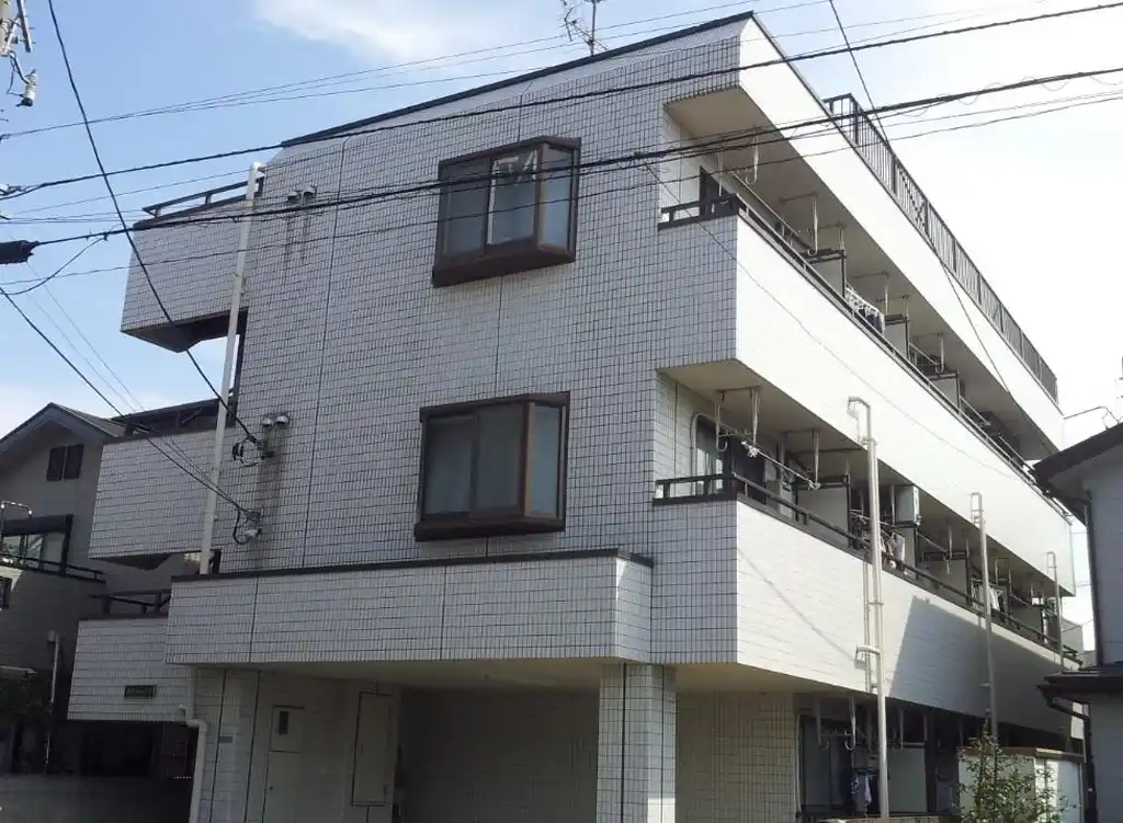 ホワイトハイツ 外観