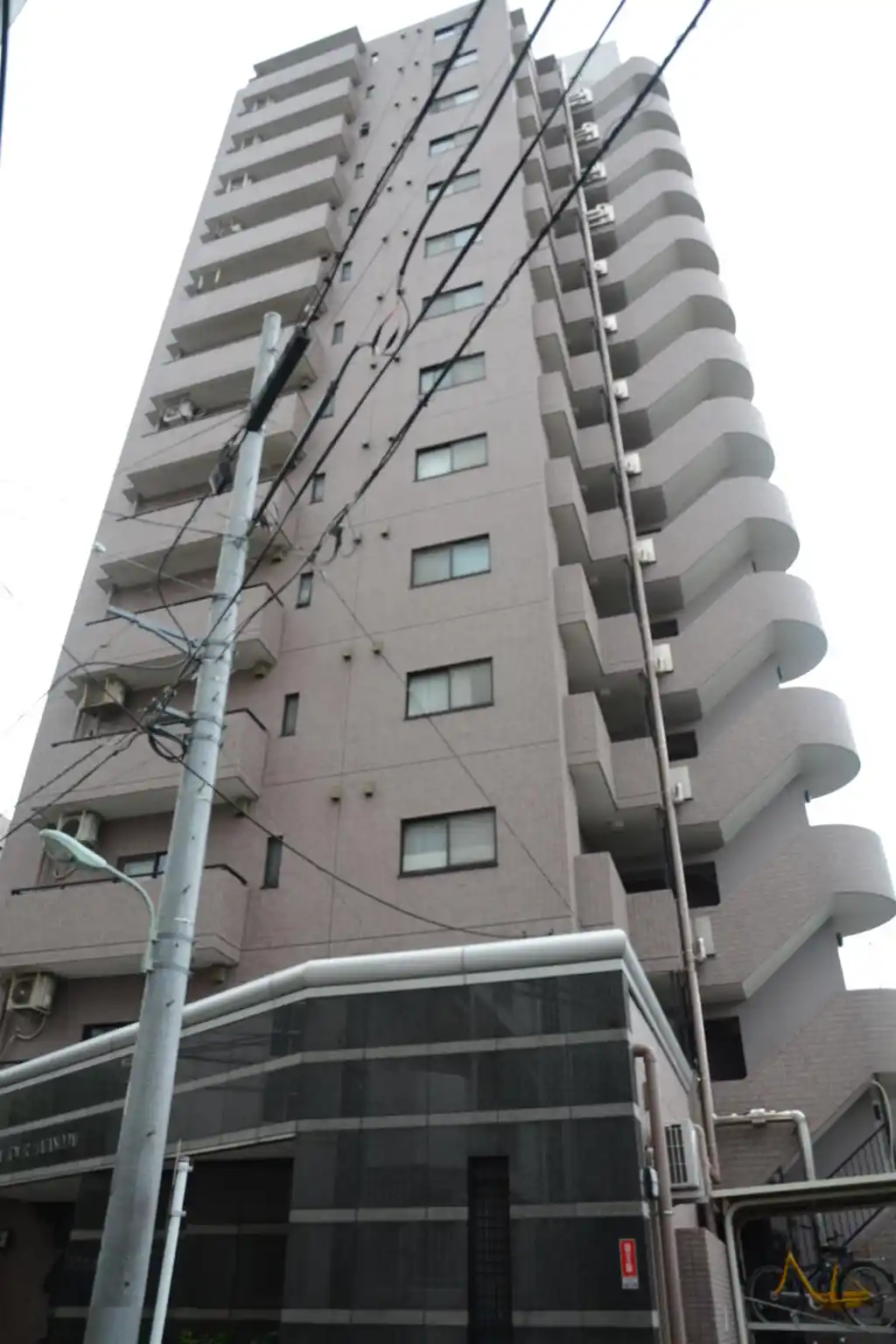ロイヤルタワー旗の台 外観