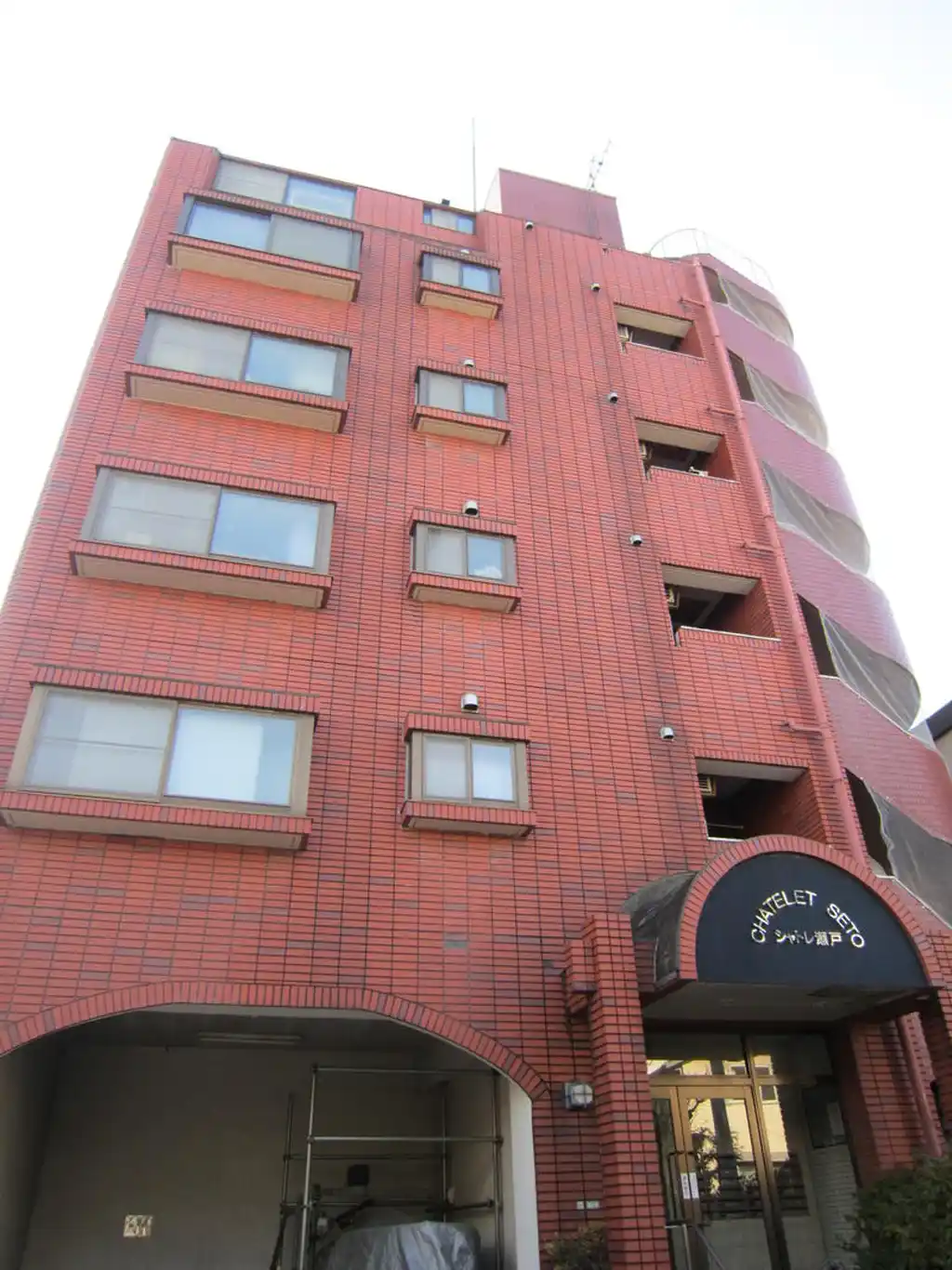 シャトレ瀬戸 外観