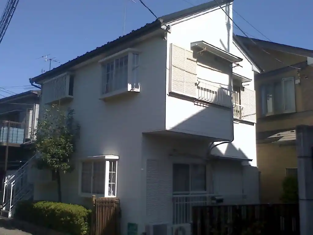 ホワイトビラ 外観