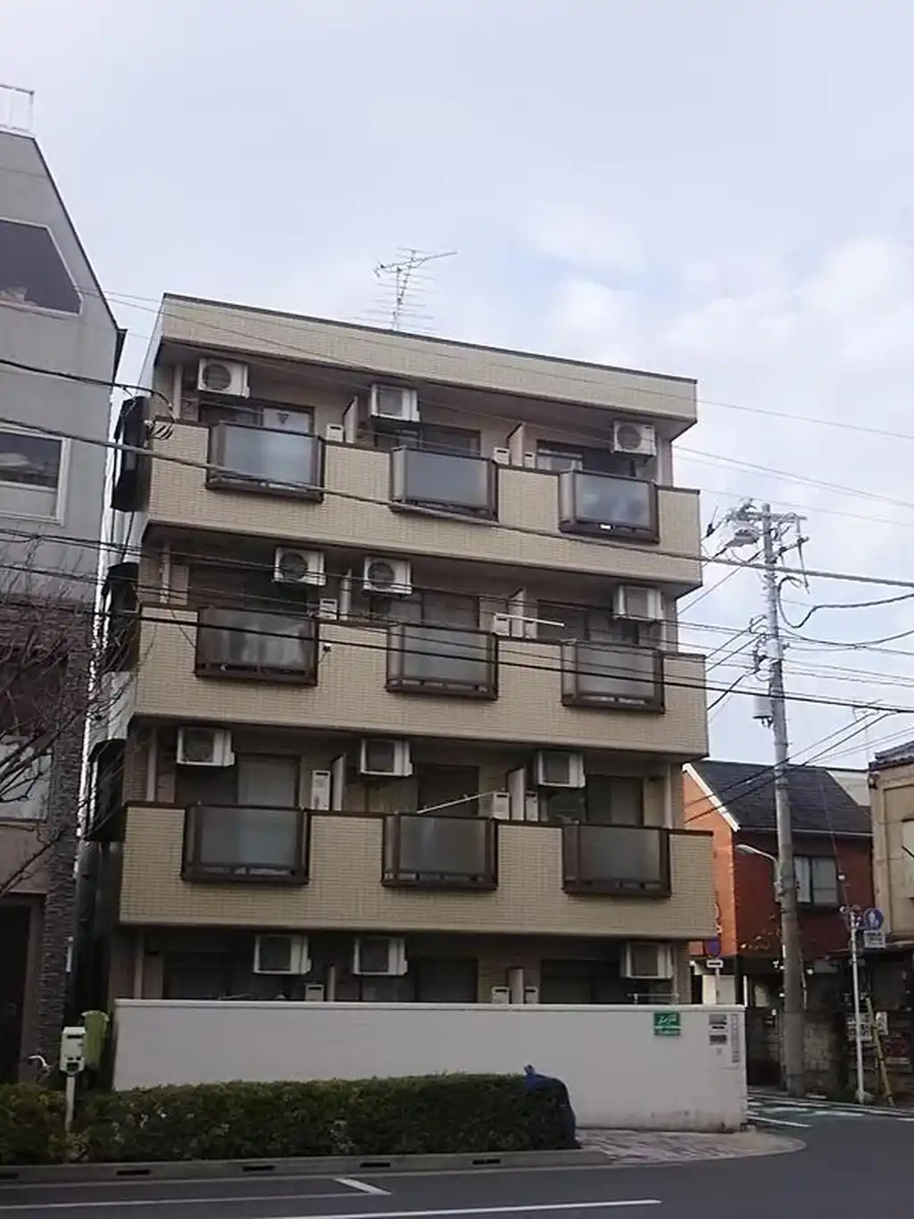 マンション川延 外観